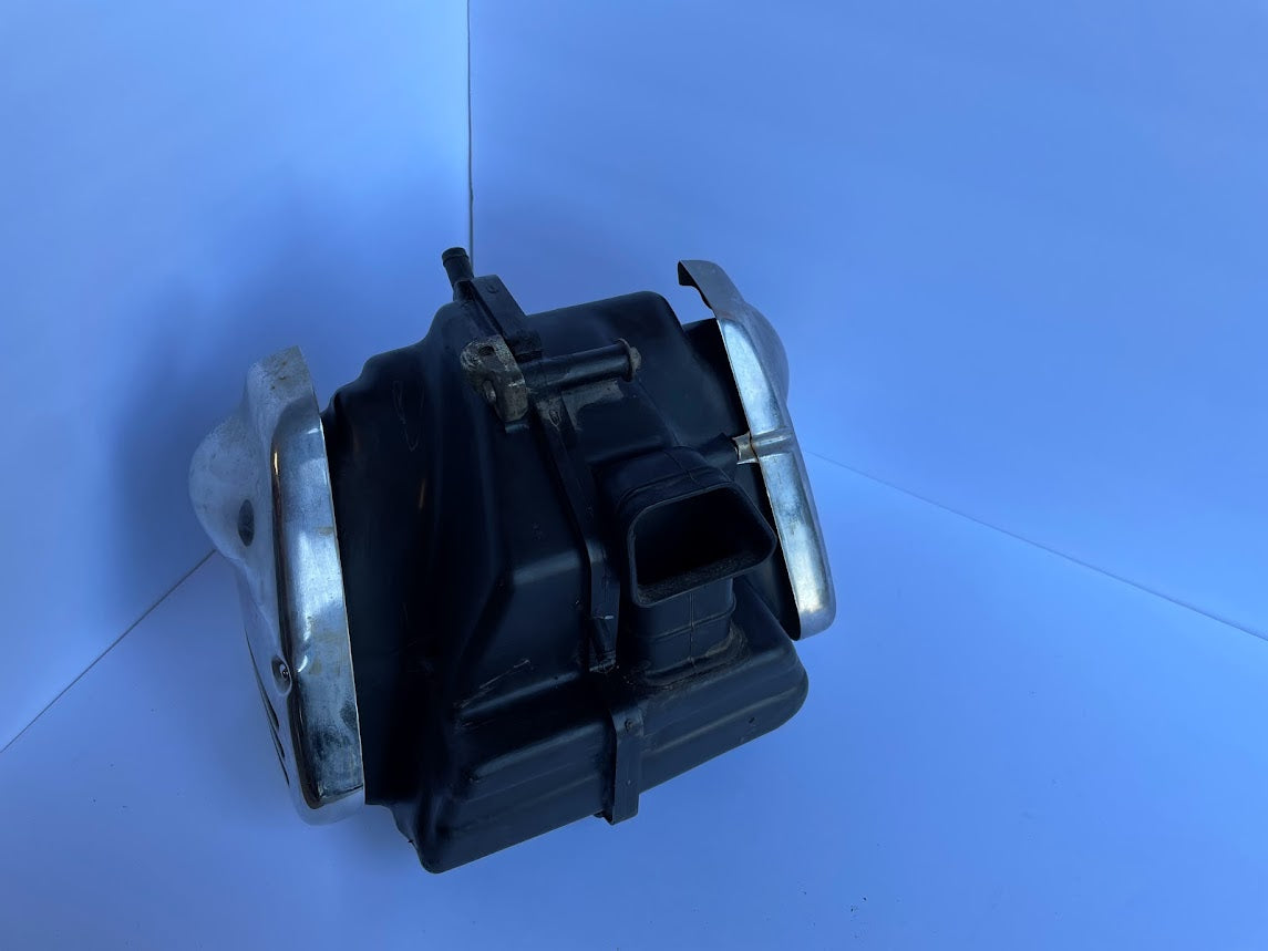 1981 Honda CB900C Airbox // Air cleaner compartment Used